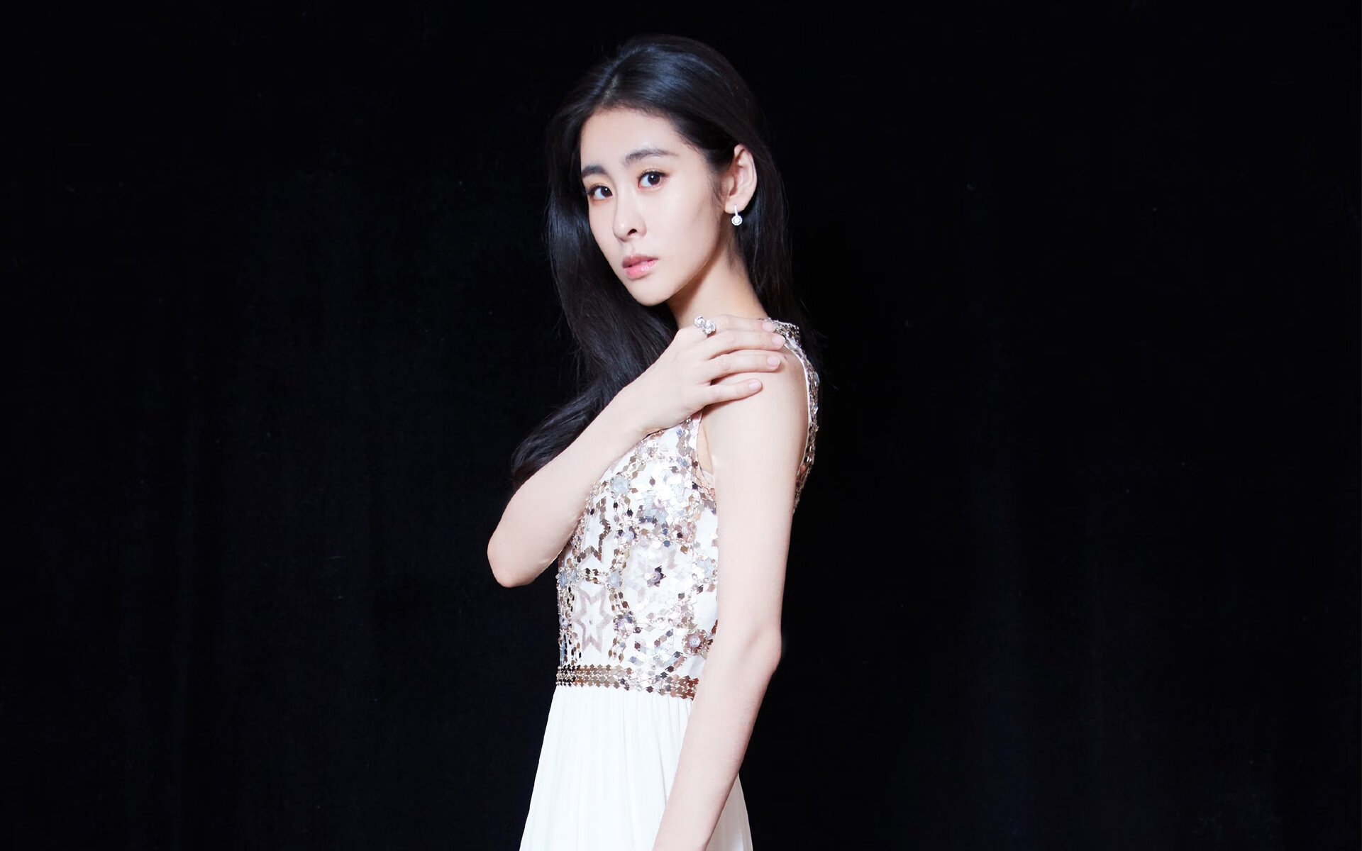 国际热身赛中国青年队爆冷 球迷热议教练战术,中国国家队 热身赛