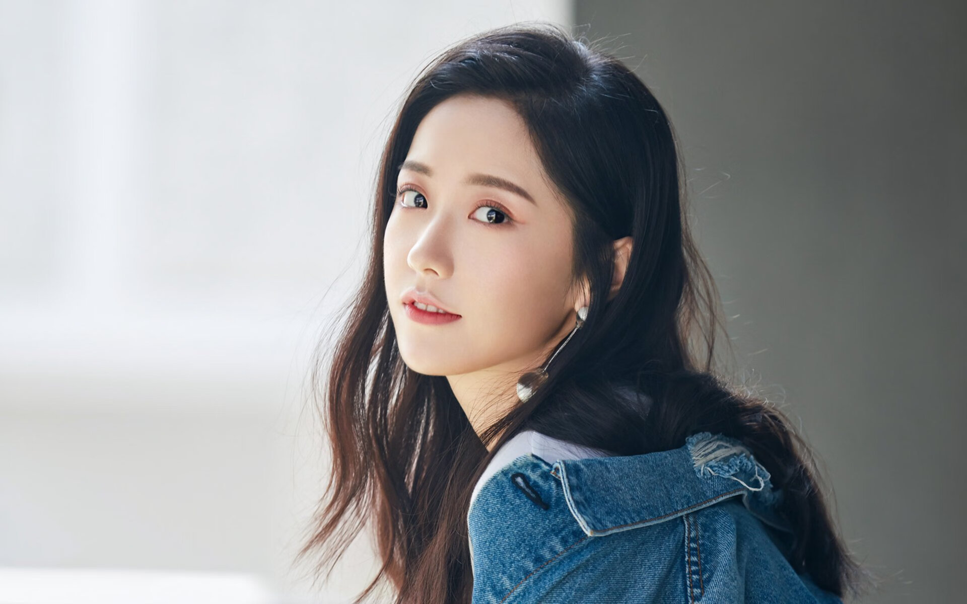 开云体育官网app-乌干达女篮在非洲锦标赛中再创佳绩，体育影响不断扩大，乌干达女子篮球联赛